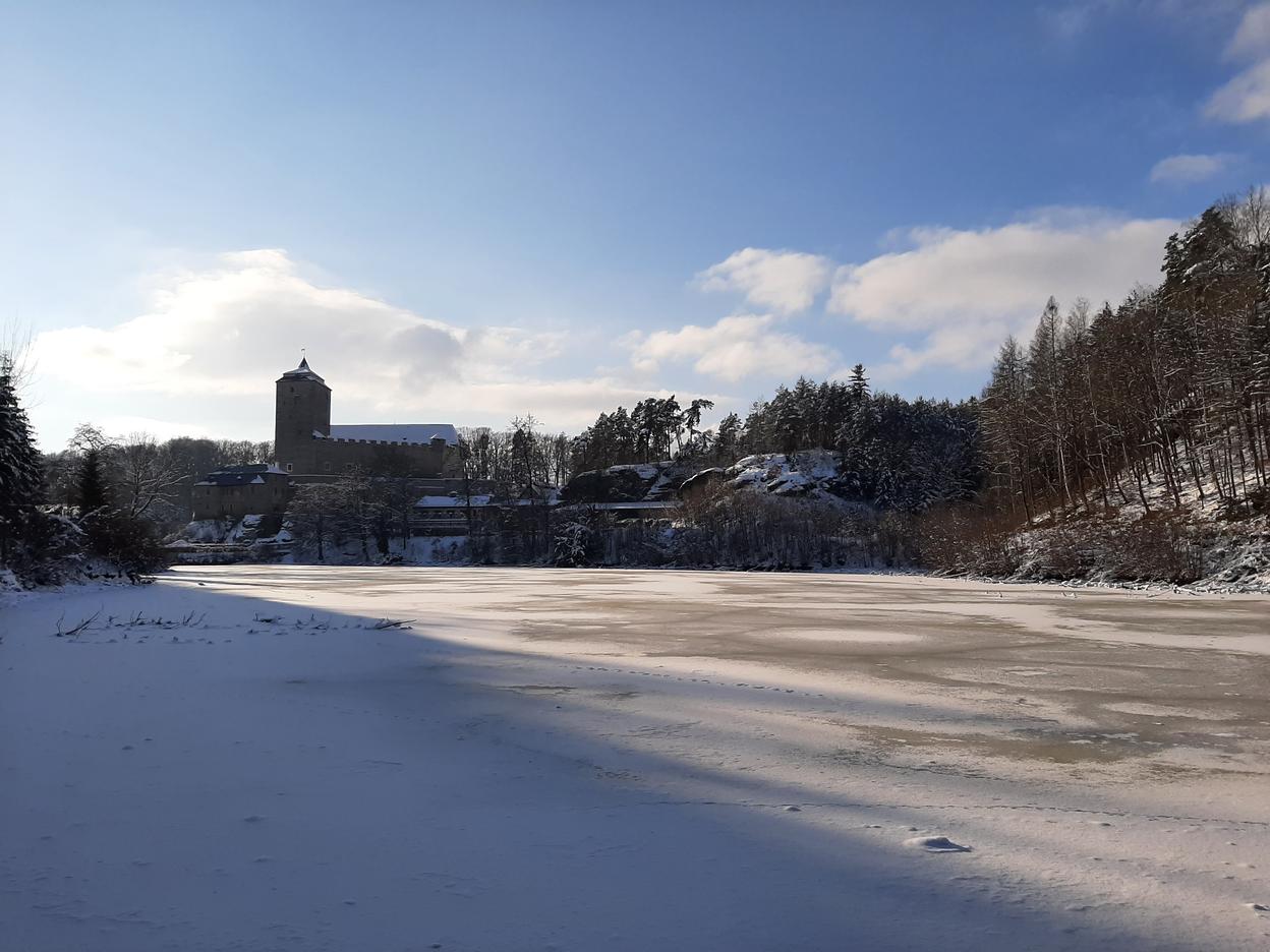 Another view of the castle, this time with a frozen lake
